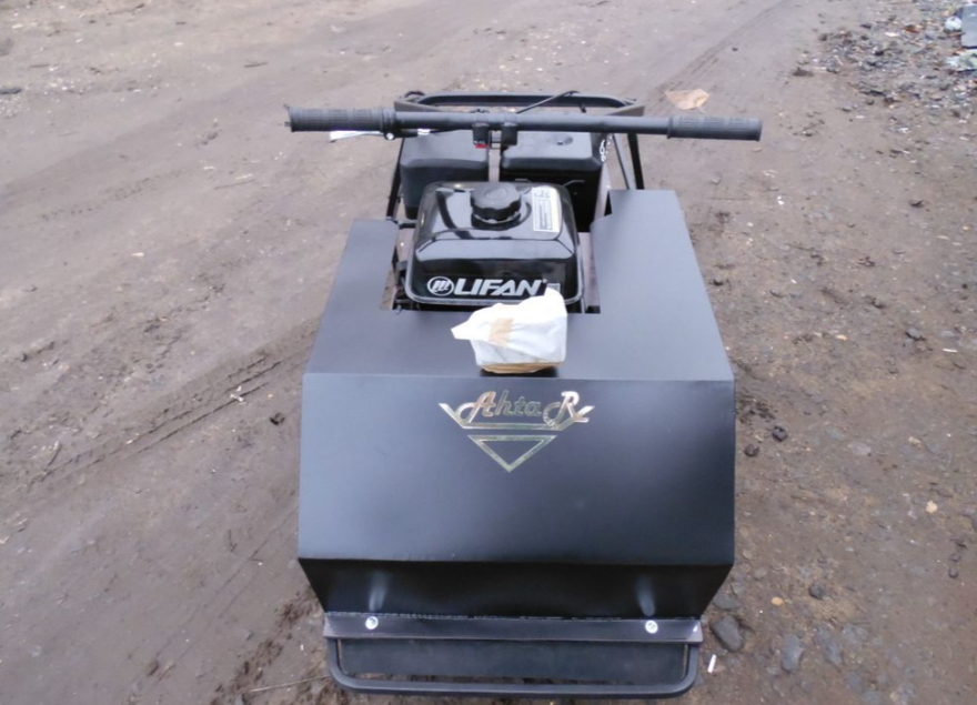 Мотобуксировщик AhtaR Зима 15 л/с с вариатором в Домодедово