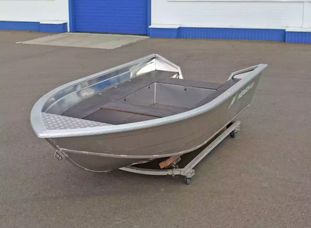 Алюминиевая лодка  Неман-420 в Домодедово