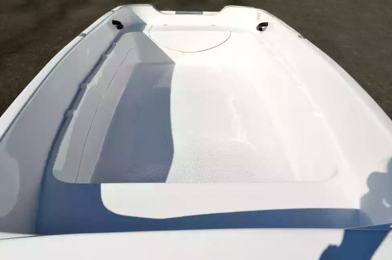 Стеклопластиковая лодка Пингвин (тримаран) в Домодедово