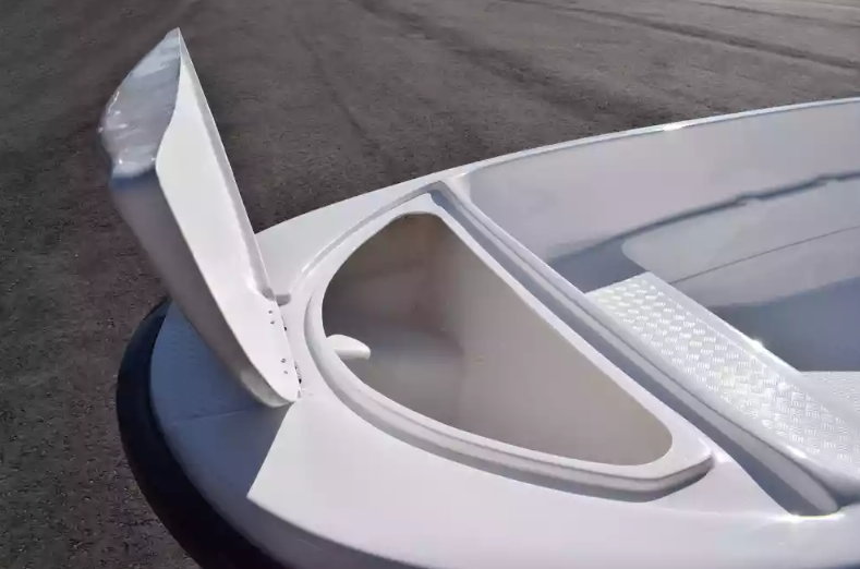 Стеклопластиковая лодка Пингвин (тримаран) в Домодедово