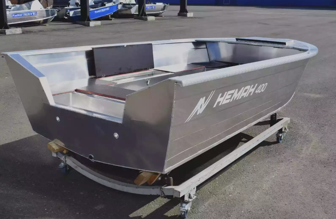 Алюминиевая лодка Неман-400 Р PRO в Домодедово