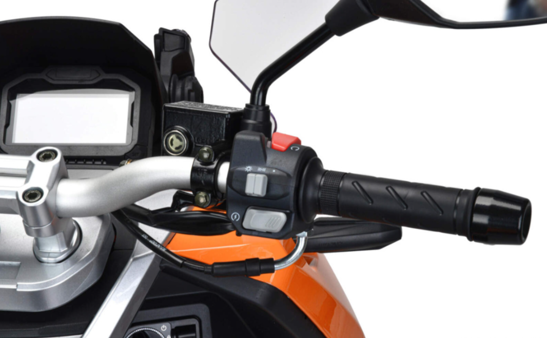 Скутер MOTOLAND (МОТОЛЕНД) T-MAX 150 в Домодедово