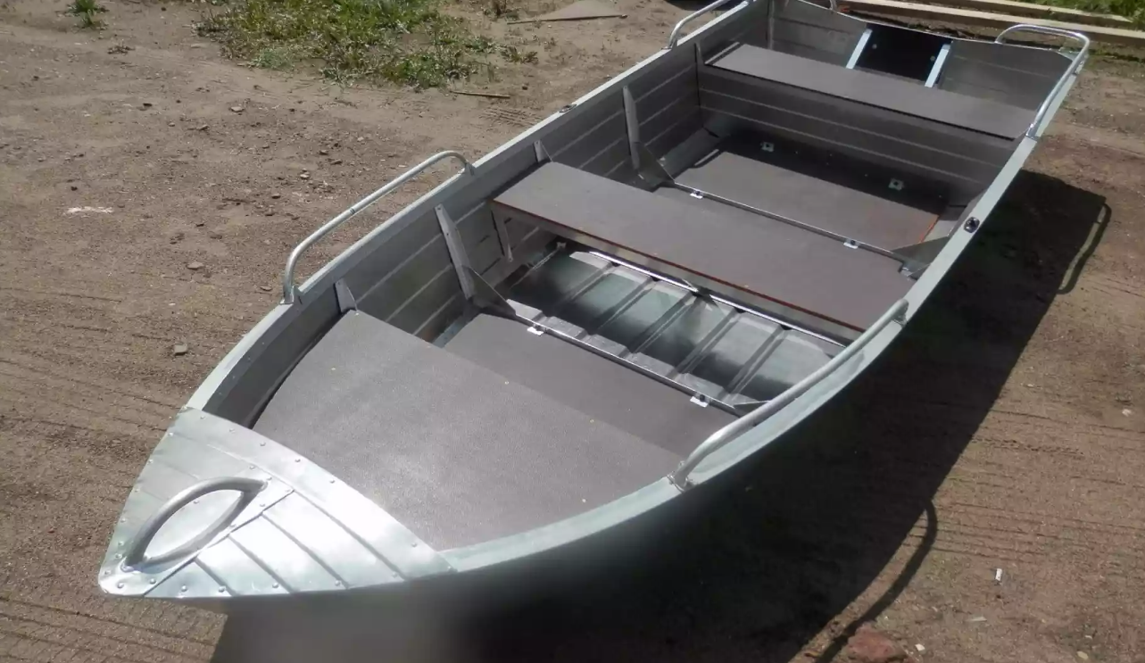 Алюминиевая лодка Вятка-Профи 32 в Домодедово