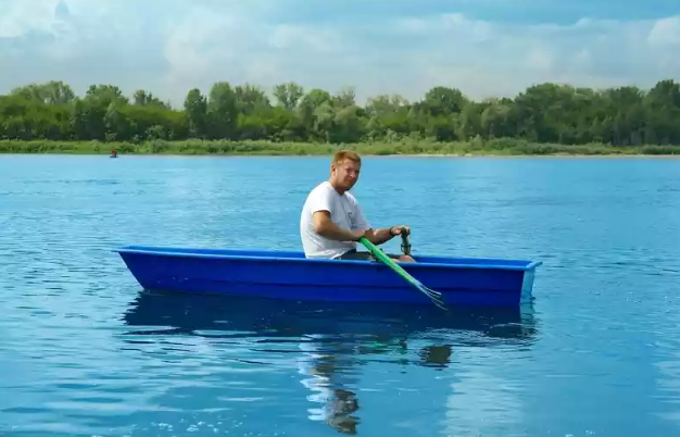Стеклопластиковая лодка Малютка в Домодедово