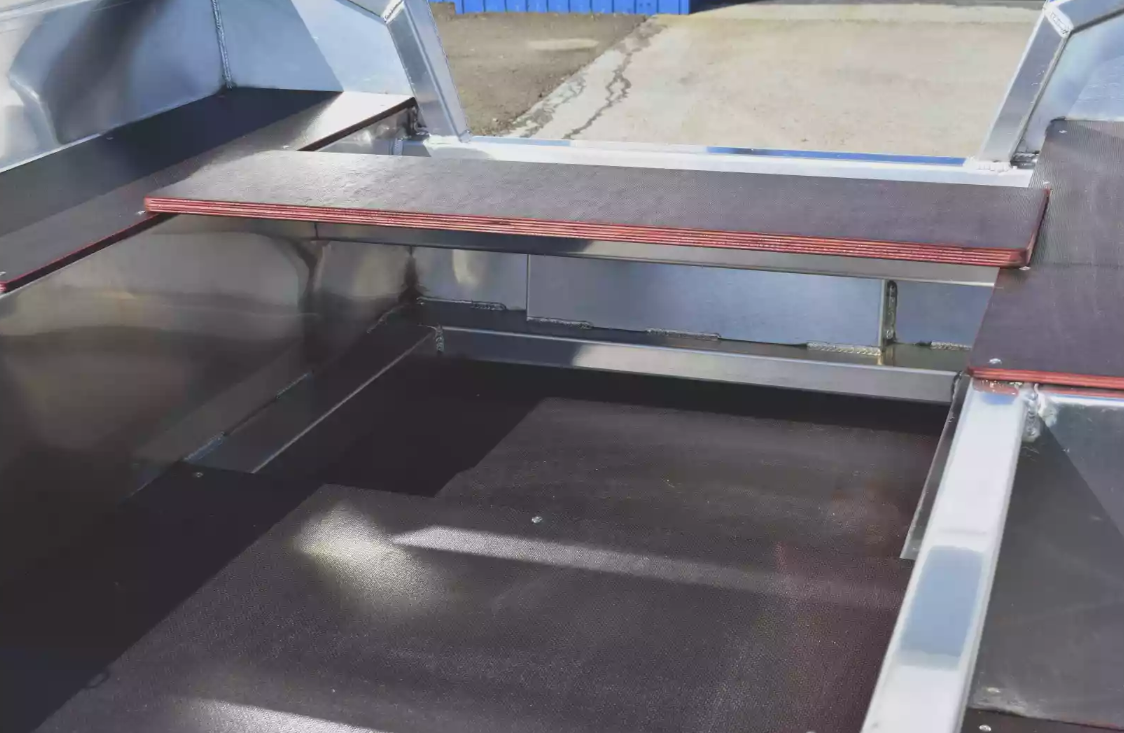 Алюминиевая лодка Неман-400 Р PRO в Домодедово