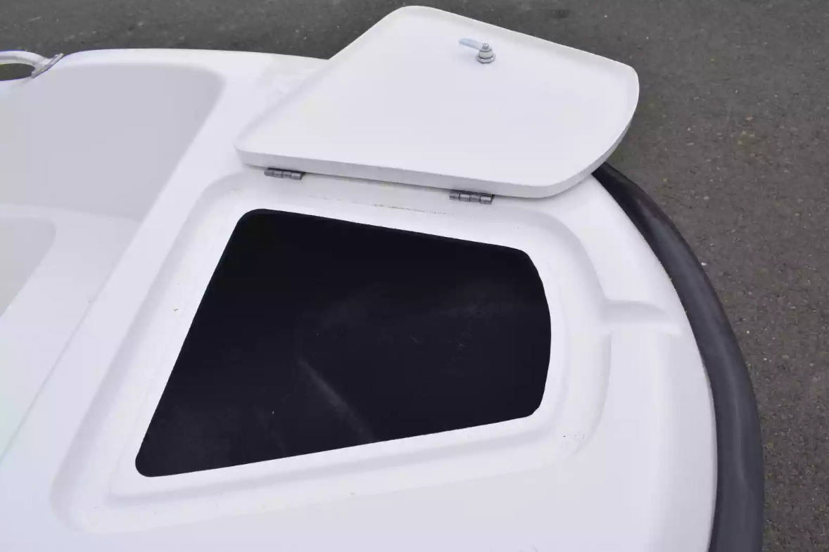 Стеклопластиковая лодка Пингвин New (тримаран) в Домодедово