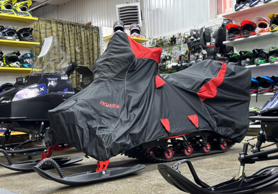 Чехол транспорт. снегохода IKUDZO HUNTER черно-красный Оксфорд ПРЕМИУМ качества с лого IKUDZO в Домодедово