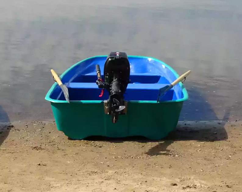 Стеклопластиковая лодка Старт (тримаран) в Домодедово