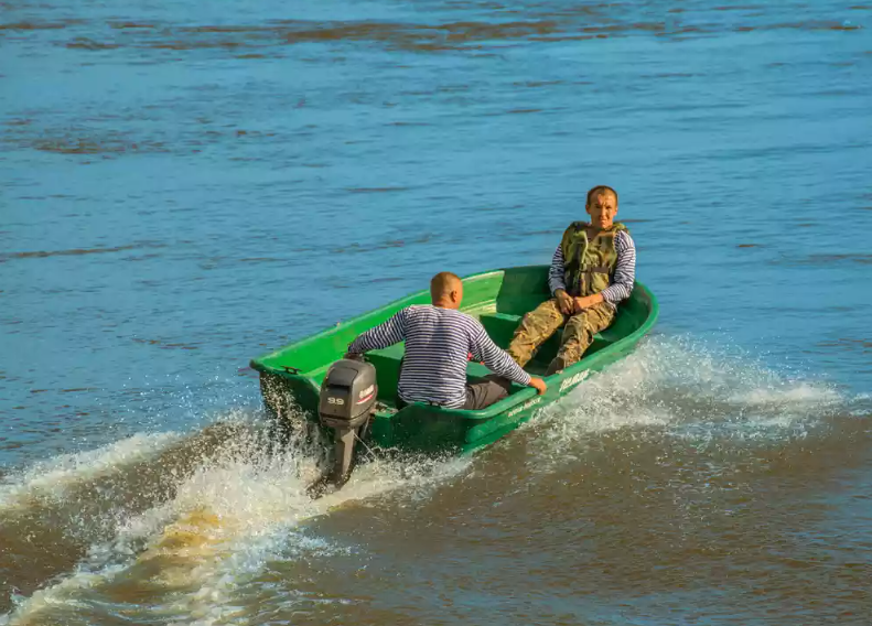 Стеклопластиковая лодка Neman-340 (тримаран) в Домодедово