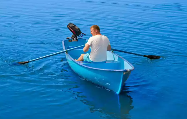 Стеклопластиковая лодка Омуль в Домодедово