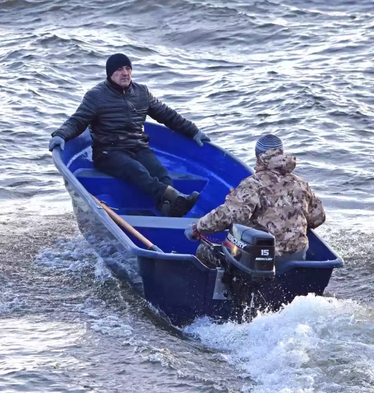 Стеклопластиковая лодка Neman-340 (тримаран) в Домодедово