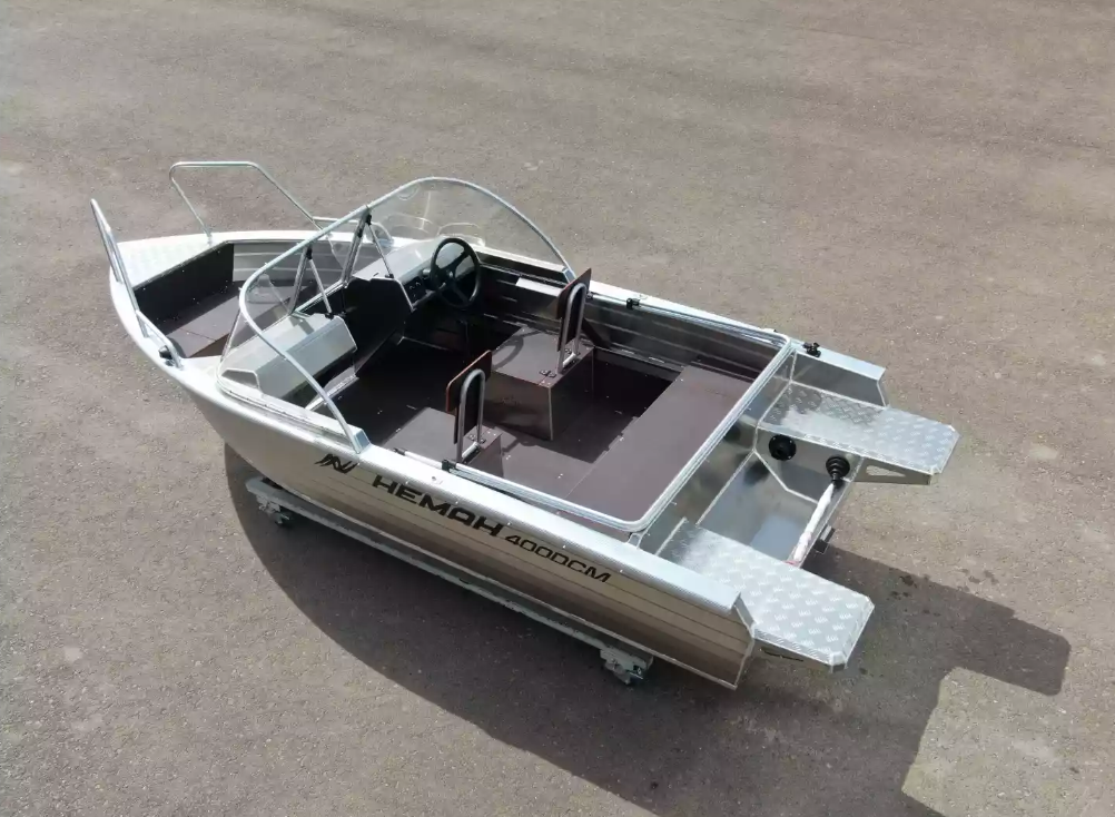 Алюминиевая лодка  Неман-400 DCM NEW в Домодедово