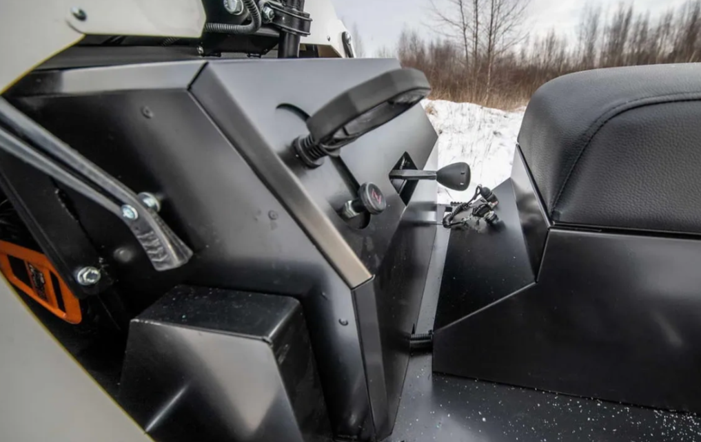 Снегоход АРКТИК 4Т в Домодедово