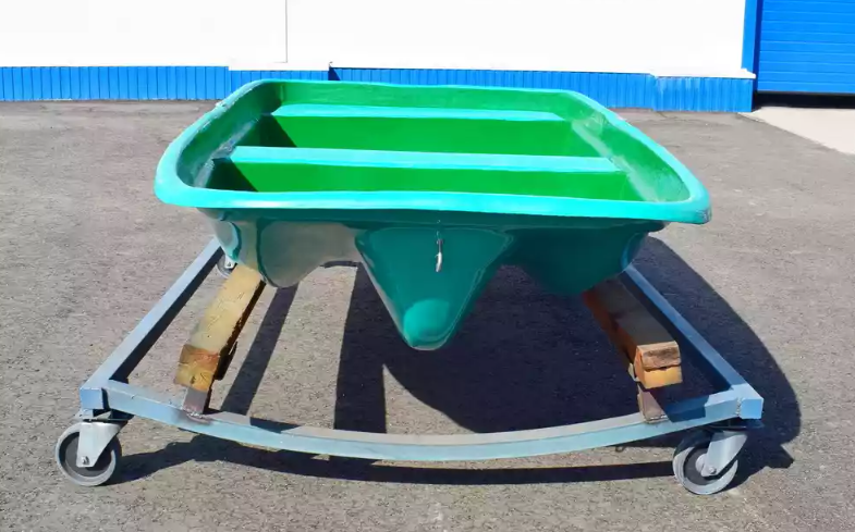 Стеклопластиковая лодка Старт (тримаран) в Домодедово