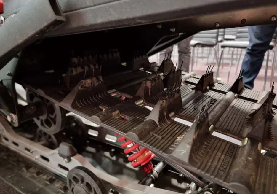 Снегоход AODES Siberiacross 1000 SWT 600mm LCD 6.8 в Домодедово