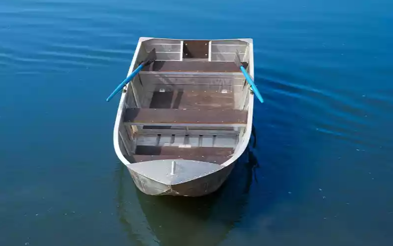 Алюминиевая лодка Вятка-Профи 37 в Домодедово