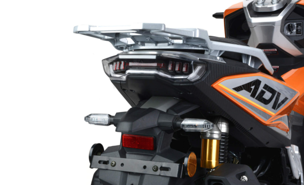 Скутер MOTOLAND (МОТОЛЕНД) T-MAX 150 в Домодедово