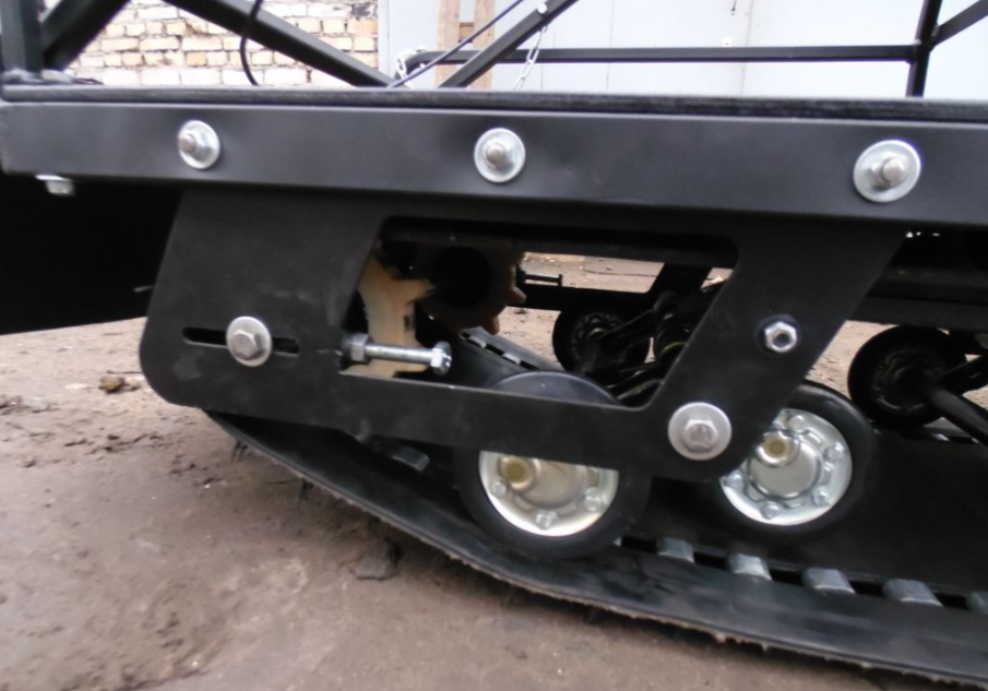 Мотобуксировщик AhtaR Зима 15 л/с с вариатором в Домодедово