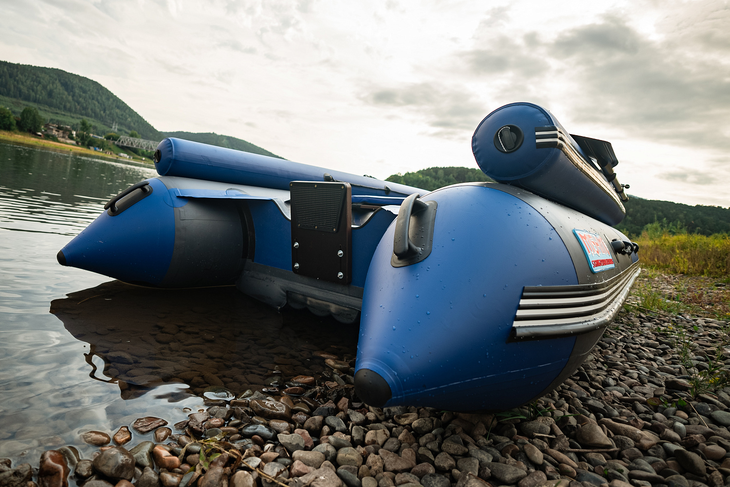 Лодка MISHIMO RIVER FJET PRO 400 под водомет в Домодедово