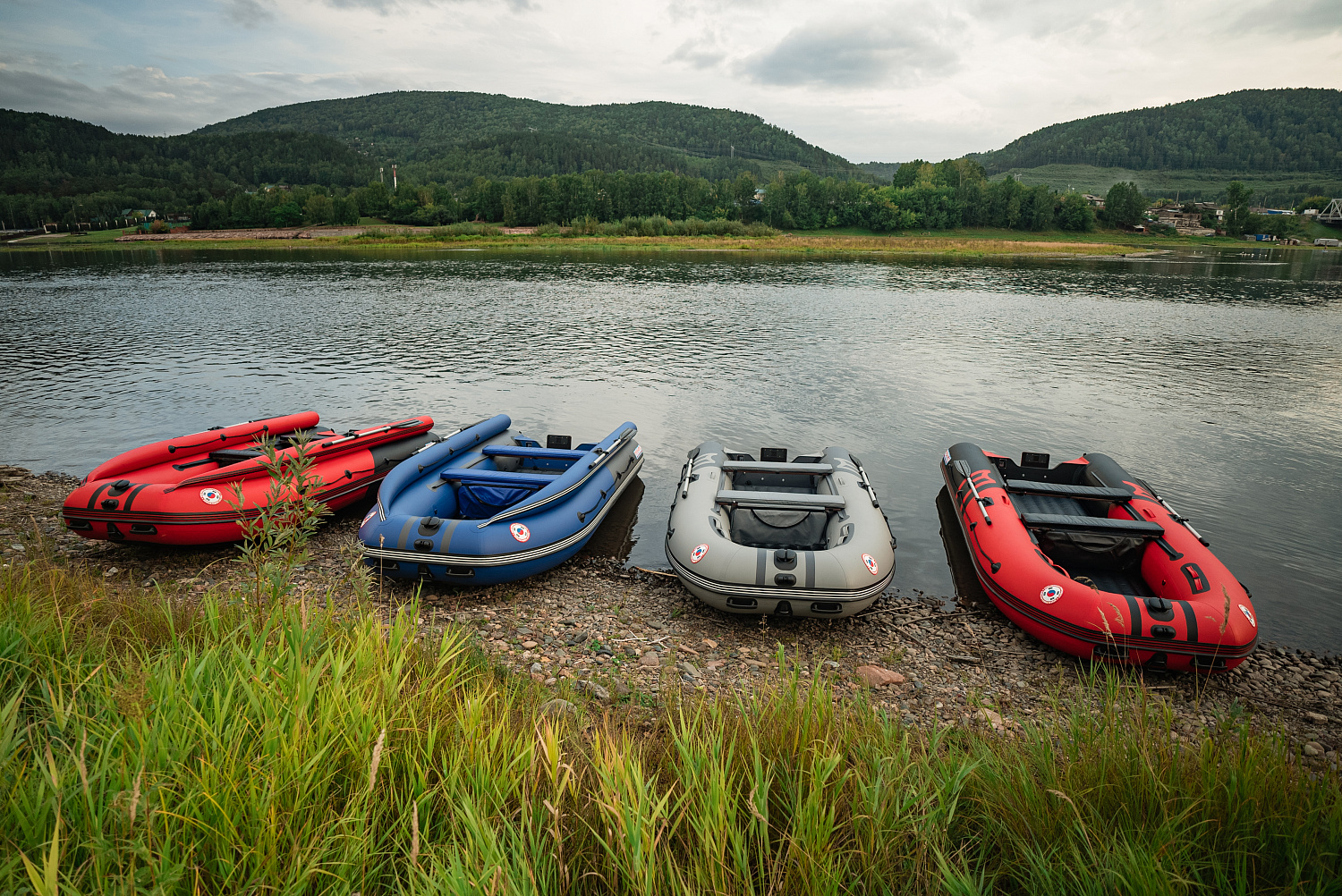 Лодка MISHIMO RIVER FJET PRO 400 под водомет в Домодедово