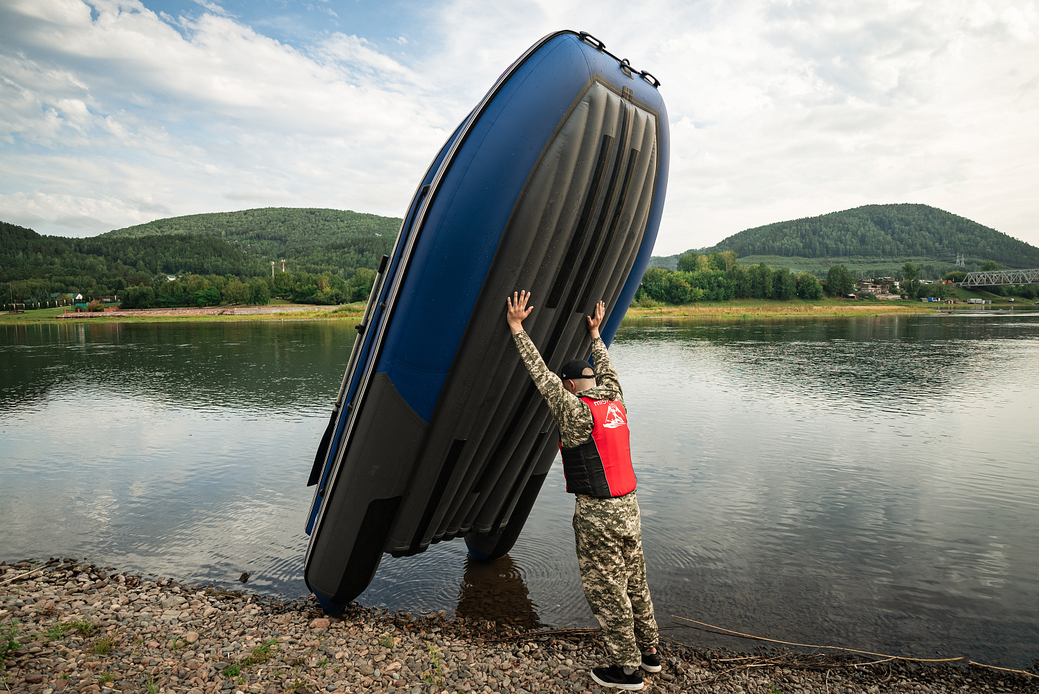 Лодка MISHIMO RIVER FJET PRO 400 под водомет в Домодедово