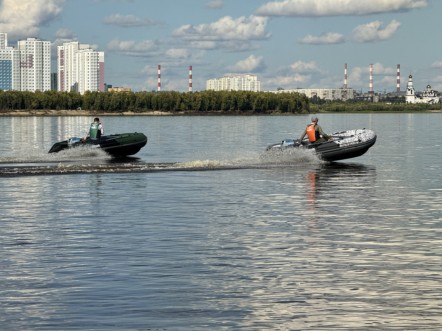 Лодка MISHIMO BIG FLOOR 440 в Домодедово