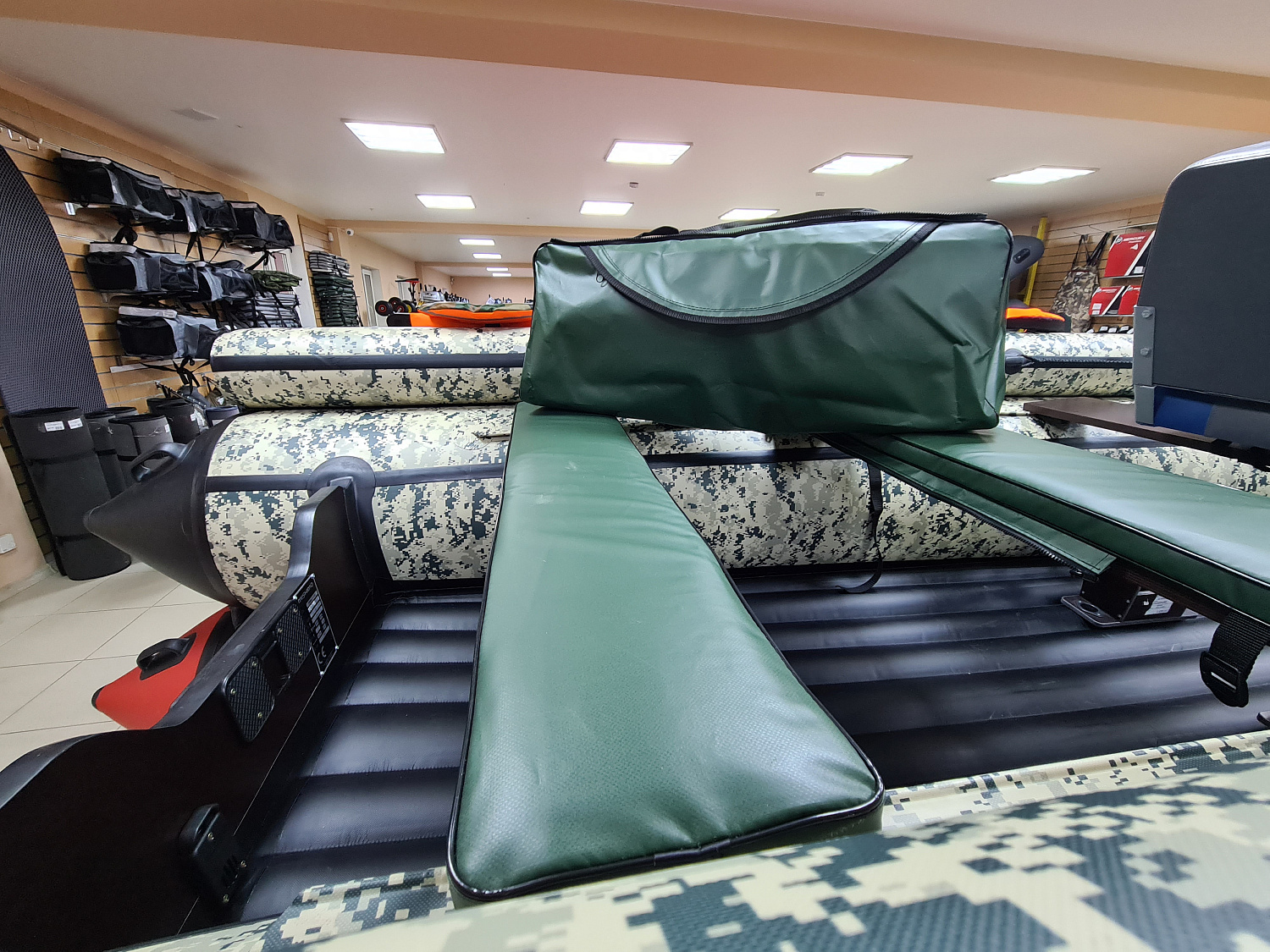 КОМПЛЕКТ МЯГКИХ НАКЛАДОК С СУМКОЙ ДЛЯ ЛОДОК 110Х20 ЗЕЛЕНЫЙ в Домодедово